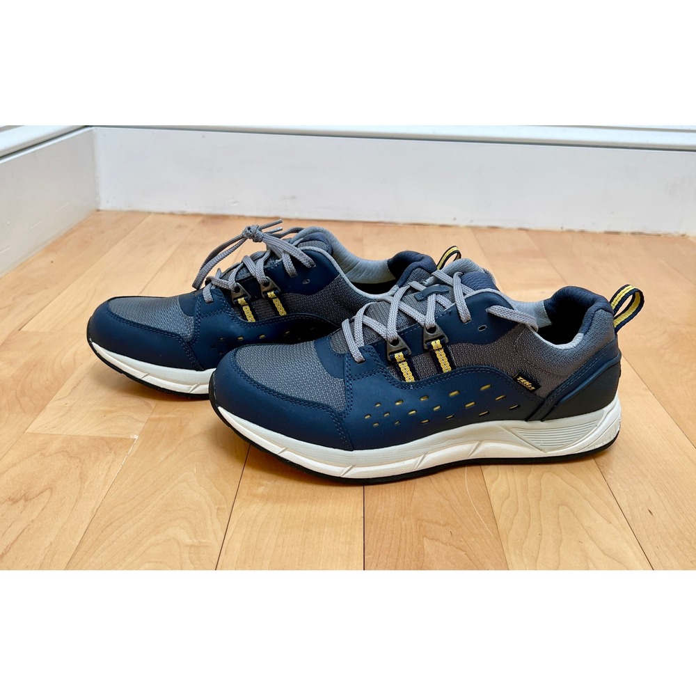 L.L.Bean Sneakers Men 10 Blue True Performance Waterproof TEK2.5 Hiking 1 Flaw